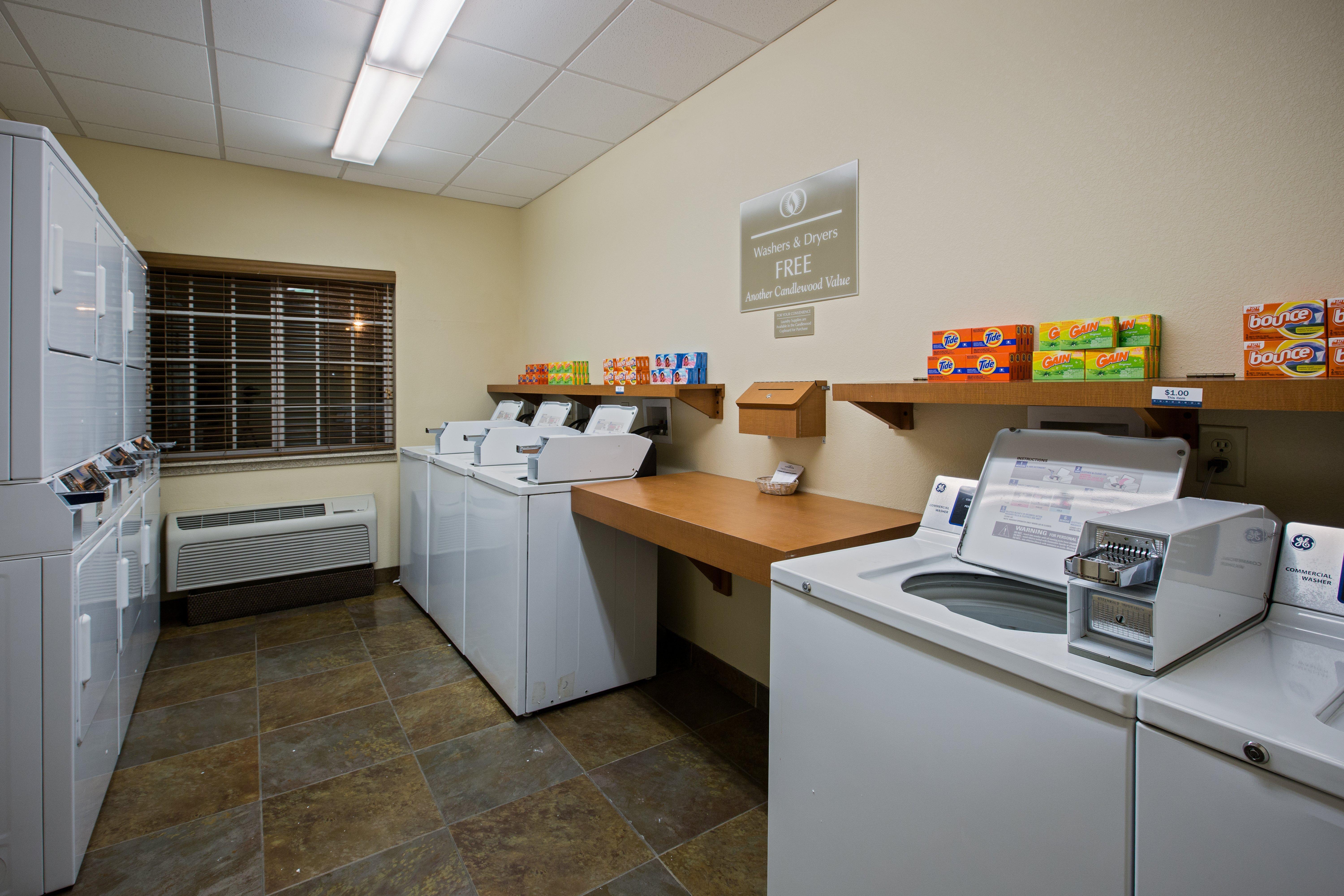 Candlewood Suites Indianapolis Northwest By Ihg Eksteriør billede